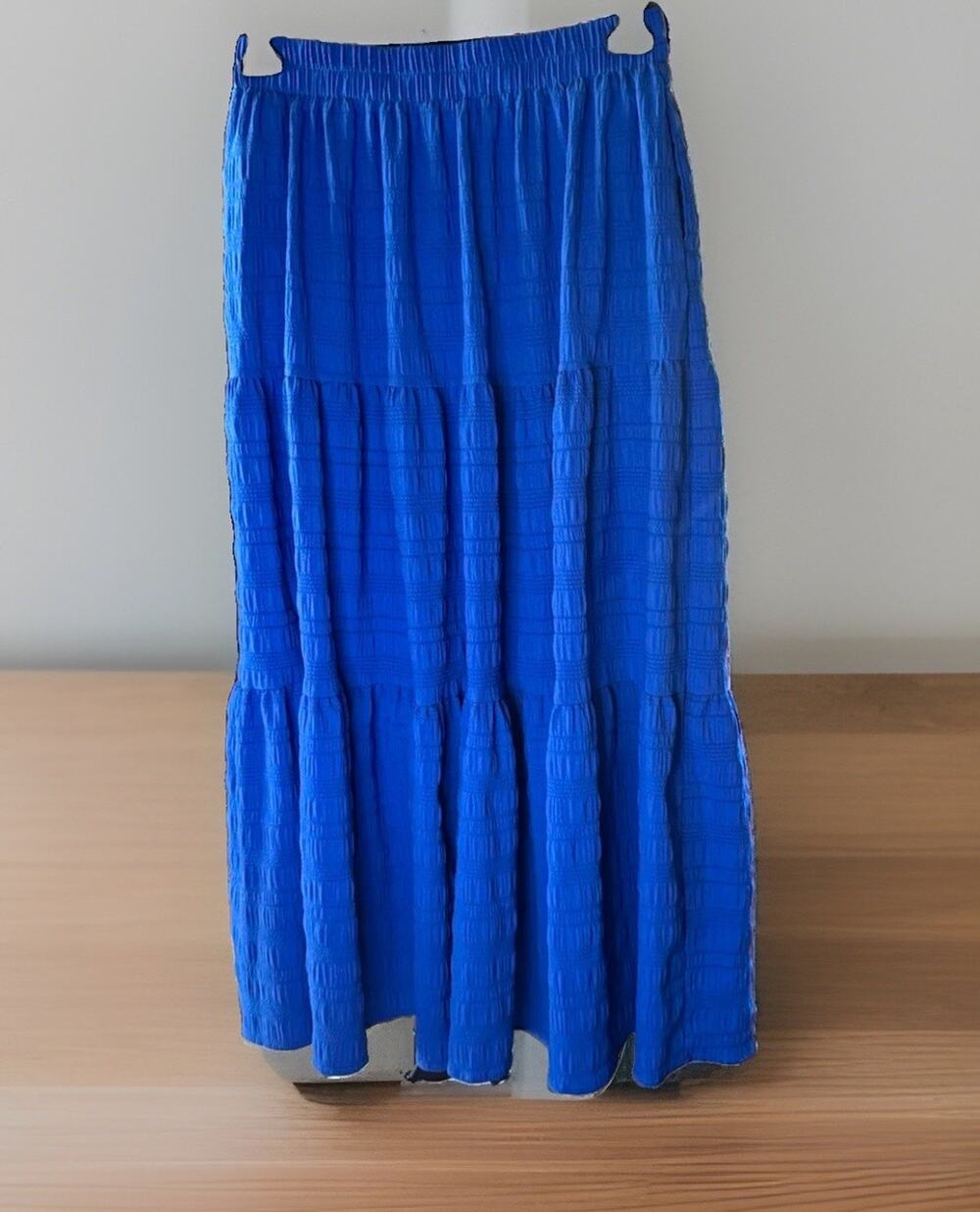 HUSKARY Women’s XL Blue Solid Tiered Crinkle Cotton Pull-On Maxi Skirt